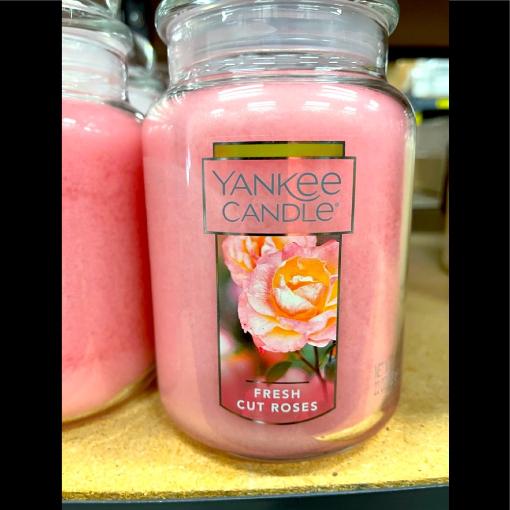 Yankee Candle - Fresh Cut Rose